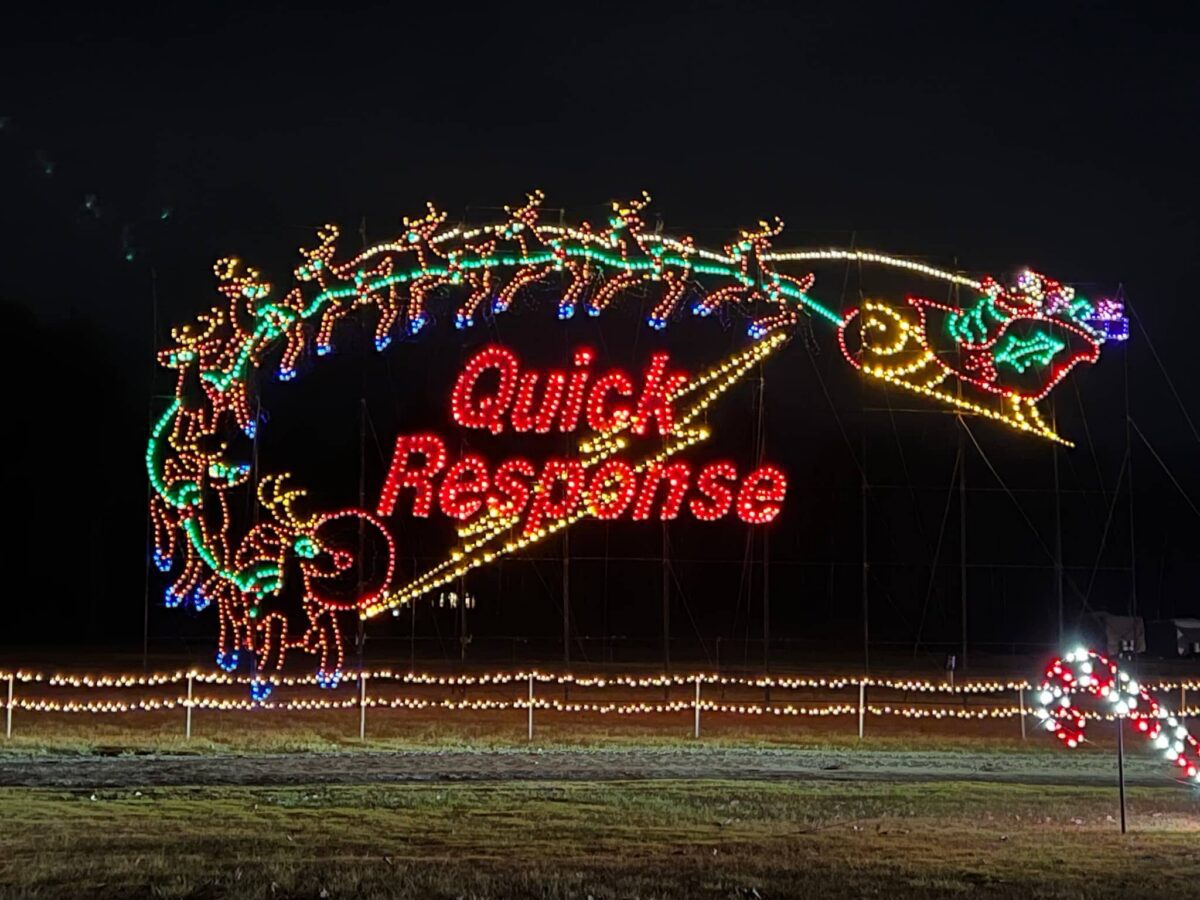 Quick response emergency restoration services for fire and water damage in Round Lake during holidays